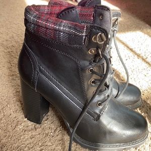 Black CATO Boots
